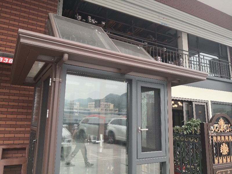 歐式陽(yáng)光棚